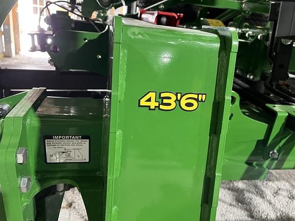 Image of John Deere 2660VT equipment image 2