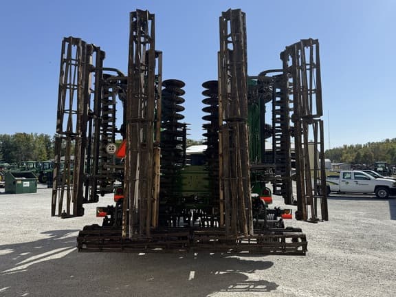 Image of John Deere 2660VT equipment image 3