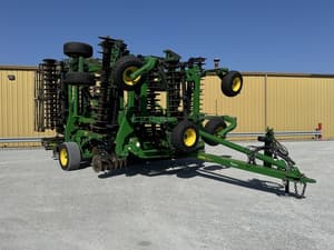 2022 John Deere 2660VT Image