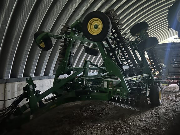 2022 John Deere 2660VT Equipment Image0