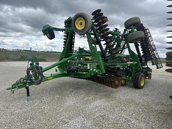 Image of John Deere 2660VT Primary image