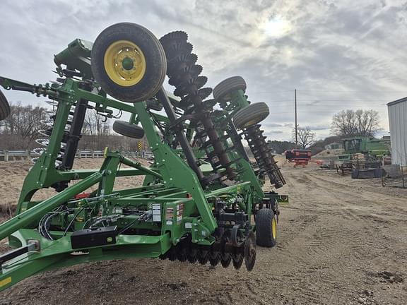 Image of John Deere 2660VT Primary image