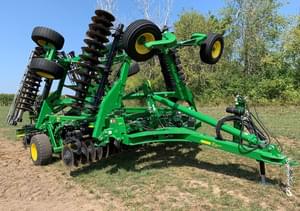 2022 John Deere 2660VT Image