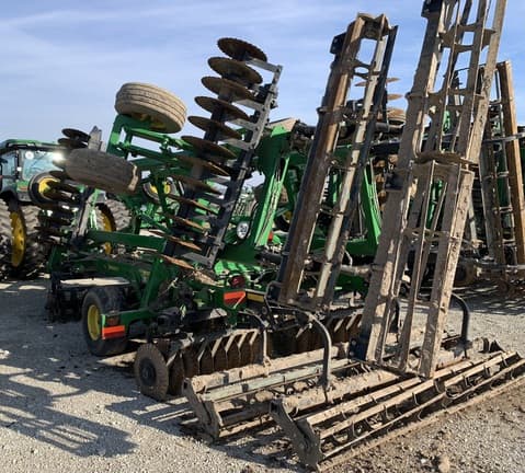 Image of John Deere 2660VT Image 1