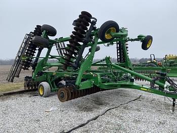 2022 John Deere 2660VT Equipment Image0