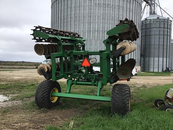 Image of John Deere 2680H equipment image 2