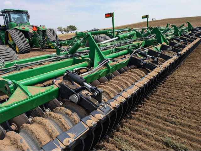 Image of John Deere 2680H equipment image 4