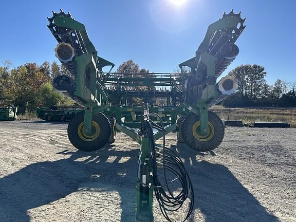 Image of John Deere 2680H equipment image 1