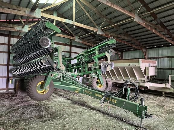 Image of John Deere 2680H equipment image 3