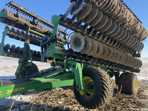 Image of John Deere 2680H equipment image 1