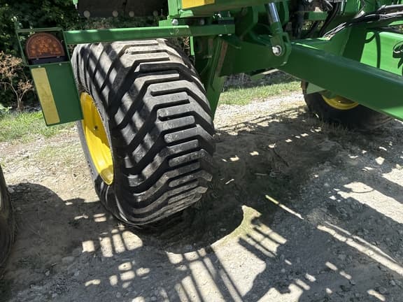 Image of John Deere 2680H equipment image 1