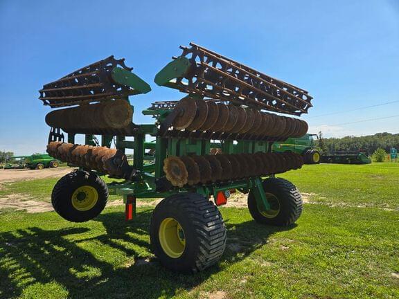 Image of John Deere 2680H equipment image 2
