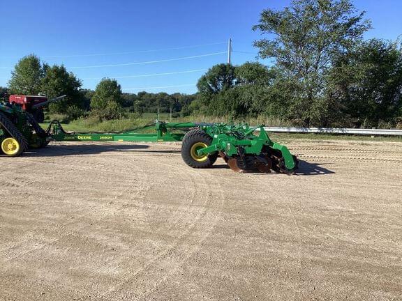 Image of John Deere 2680H equipment image 1