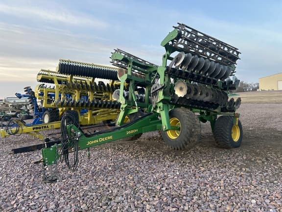 Image of John Deere 2680H equipment image 1