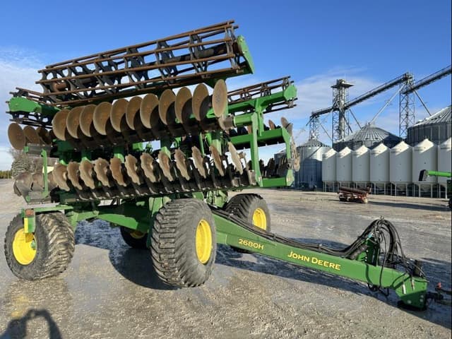 Image of John Deere 2680H equipment image 1