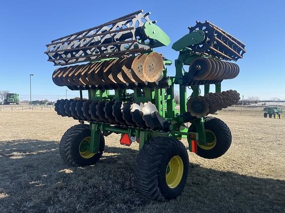 Image of John Deere 2680H equipment image 1