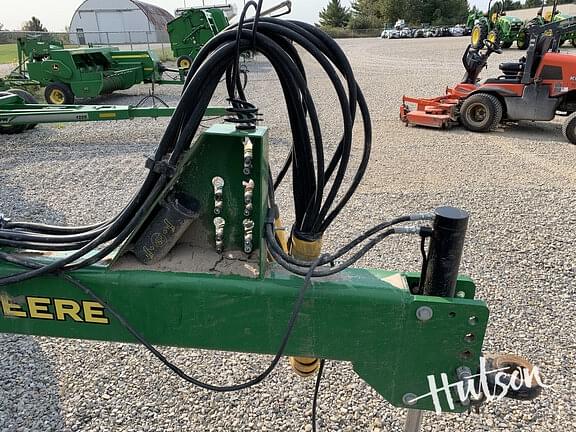 Image of John Deere 2680H equipment image 2