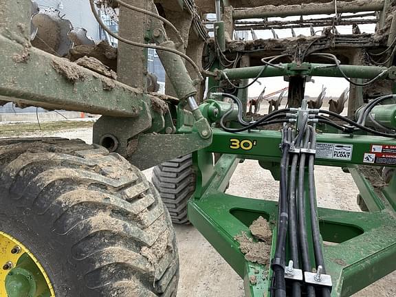 Image of John Deere 2680H equipment image 3