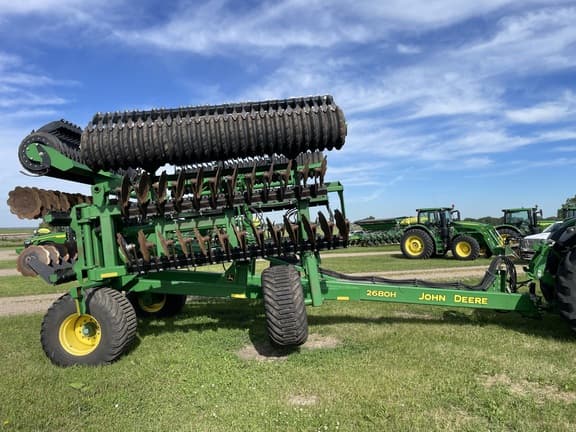 Image of John Deere 2680H equipment image 2