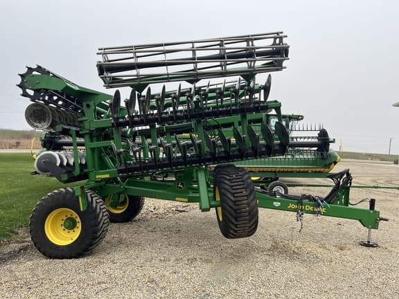 Image of John Deere 2680H equipment image 1