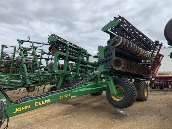 Image of John Deere 2680H Primary image