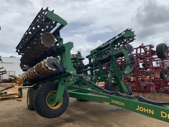 Image of John Deere 2680H equipment image 1