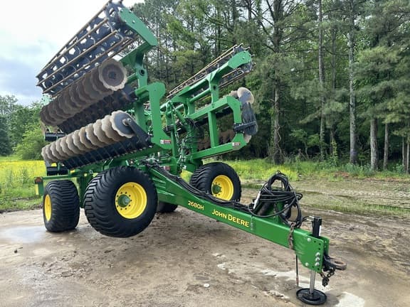 Image of John Deere 2680H equipment image 1