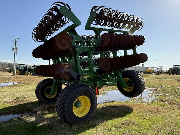 Image of John Deere 2680H equipment image 2