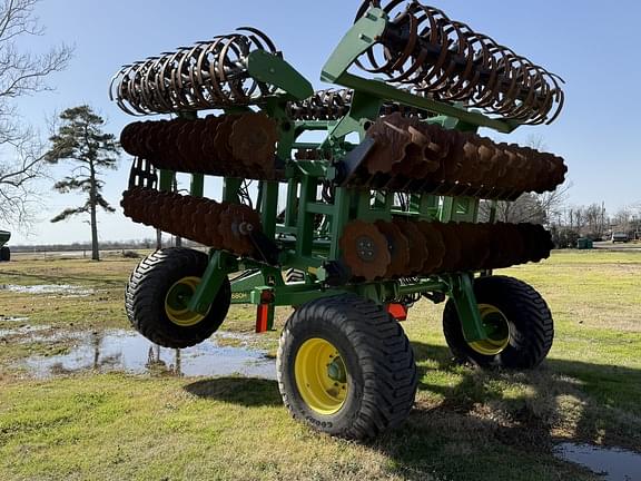 Image of John Deere 2680H equipment image 1