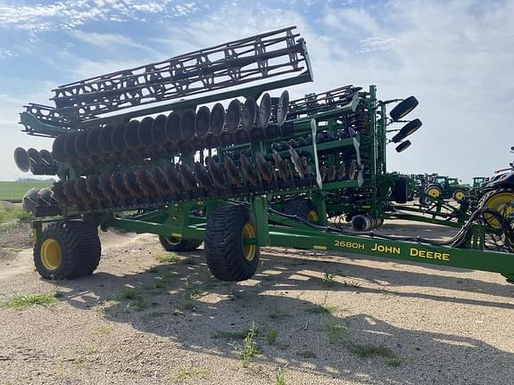 Image of John Deere 2680H equipment image 2