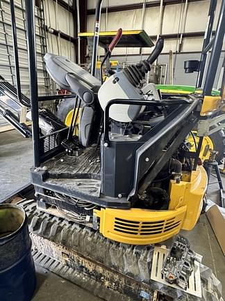 Image of John Deere 26G Image 1