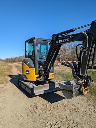 Image of John Deere 26G equipment image 4