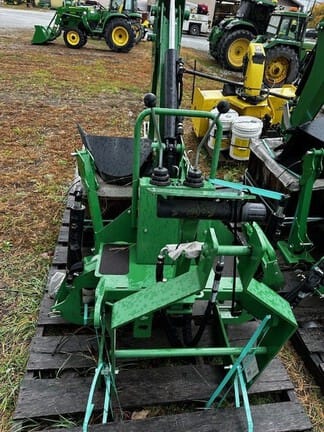 2022 John Deere 270B Equipment Image0