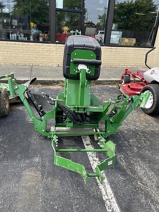 Image of John Deere 270B equipment image 3