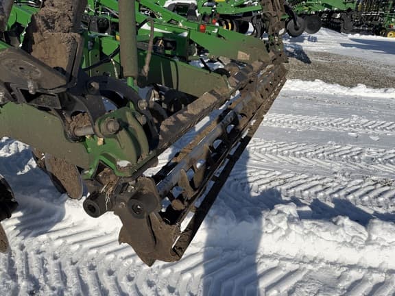 Image of John Deere 2730 equipment image 4