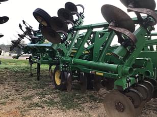 Main image John Deere 2730 3