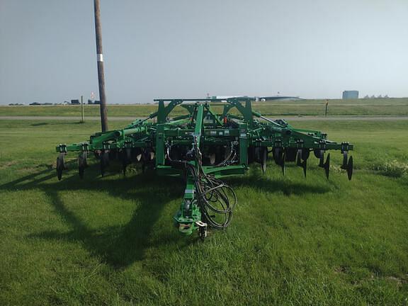 Image of John Deere 2730 equipment image 2