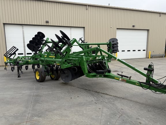 2022 John Deere 2730 Equipment Image0