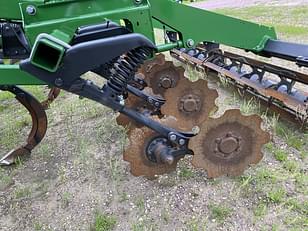 Main image John Deere 2730 9