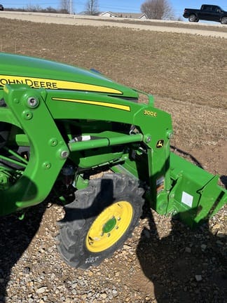 Main image John Deere 300E