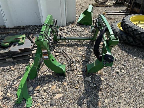 Image of John Deere 300E equipment image 1