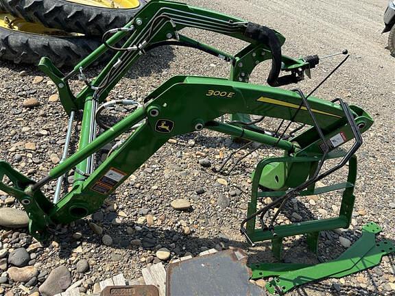 Image of John Deere 300E equipment image 3