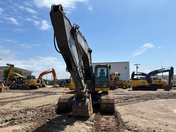 Image of John Deere 300G LC equipment image 1