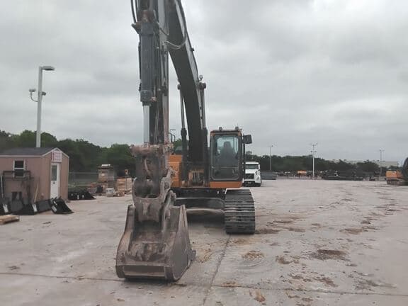 Image of John Deere 300G LC equipment image 1
