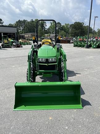 Image of John Deere 3025D equipment image 2