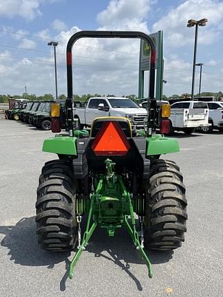 Image of John Deere 3025D equipment image 3