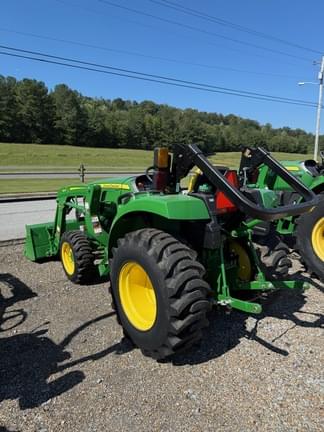 Image of John Deere 3025D equipment image 2