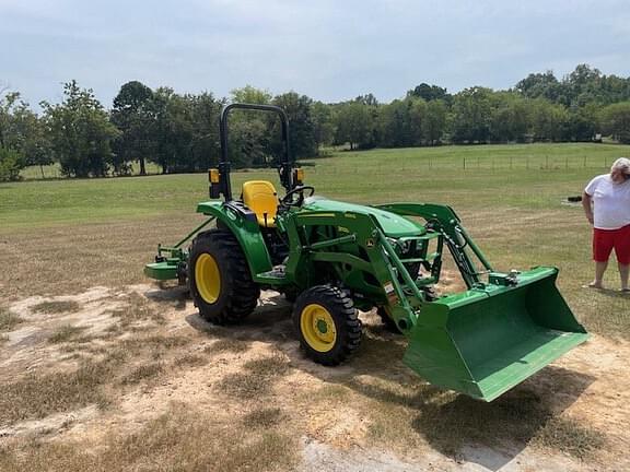 Image of John Deere 3025D equipment image 4