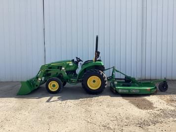 Main image John Deere 3025D
