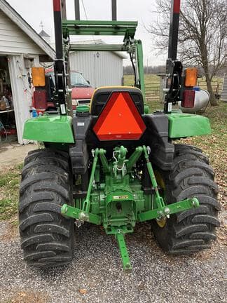 Image of John Deere 3025D equipment image 3